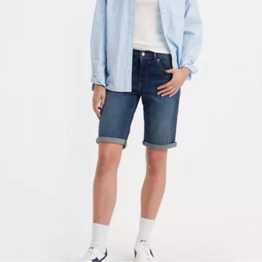 Levi's Strauss Signature Mid Rise Bermuda Shorts Denim Blue Size 14 - W32